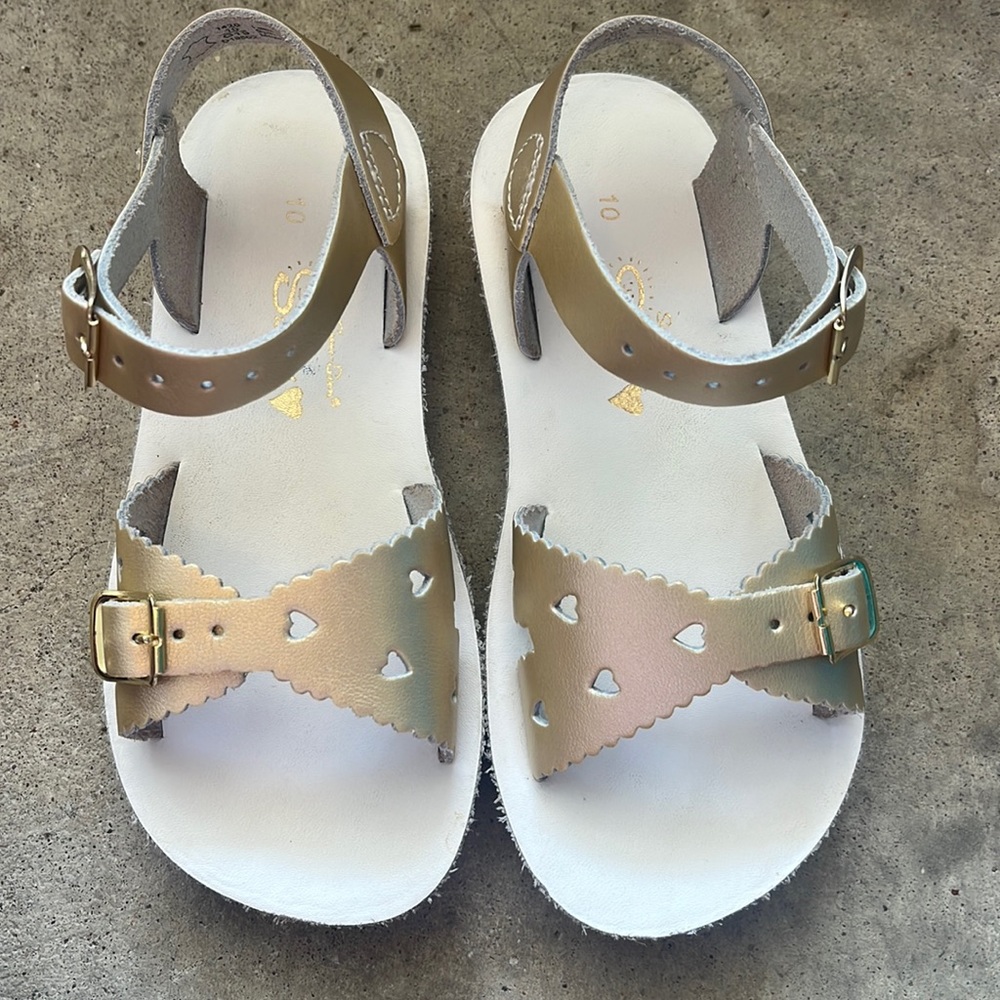 Gold Salt Water Hoy Sandal size 10